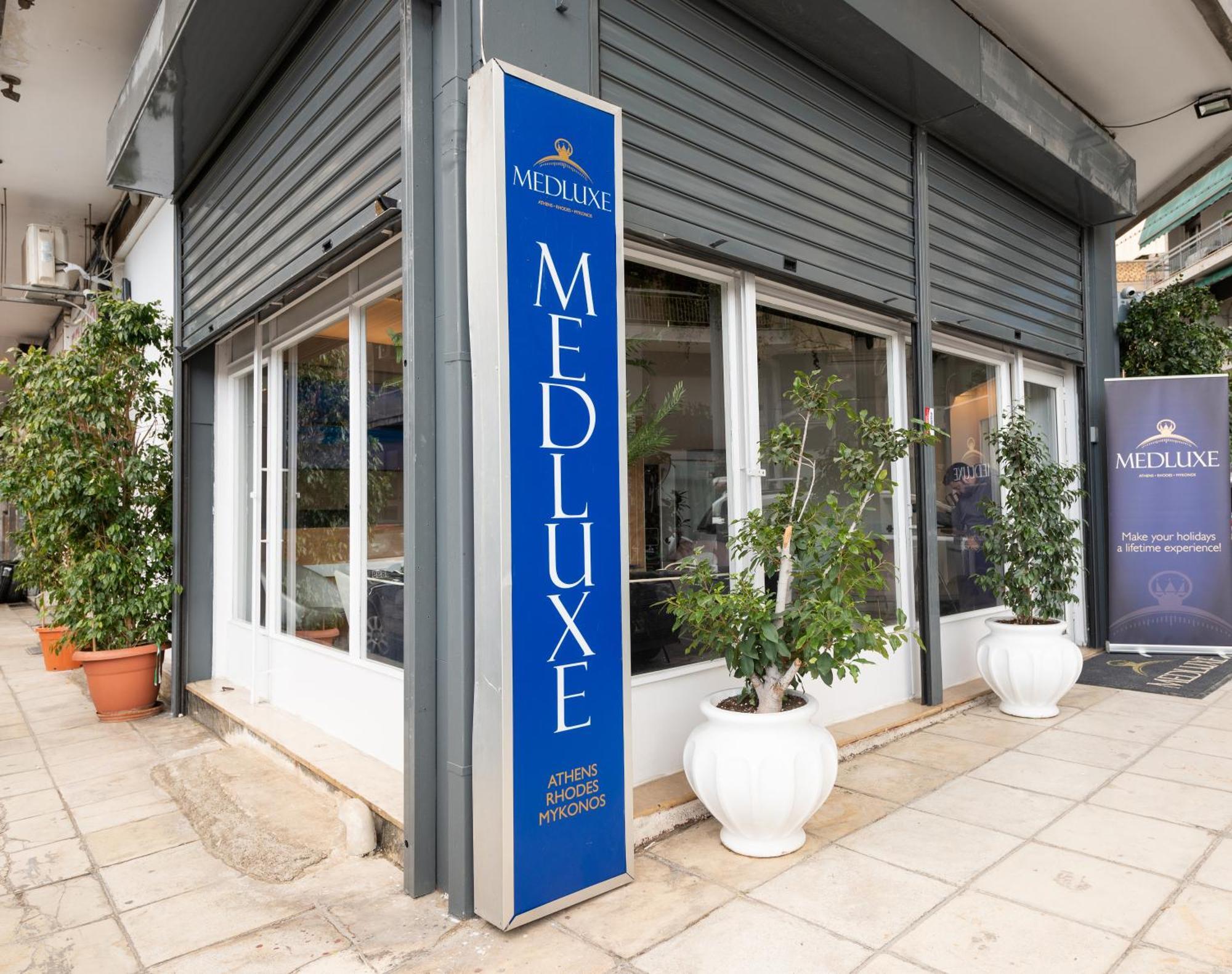 Medluxe Luxury Apartment ! Athens Exterior photo